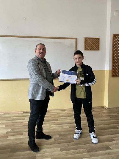 Участие на ученици в международната олимпиада Kings по математика 16