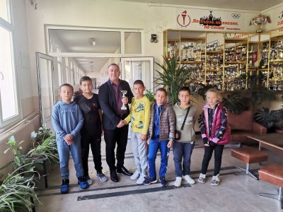 Успехи на 12 и 14-годишните хокеисти на държавните първенства при подрастващите 1